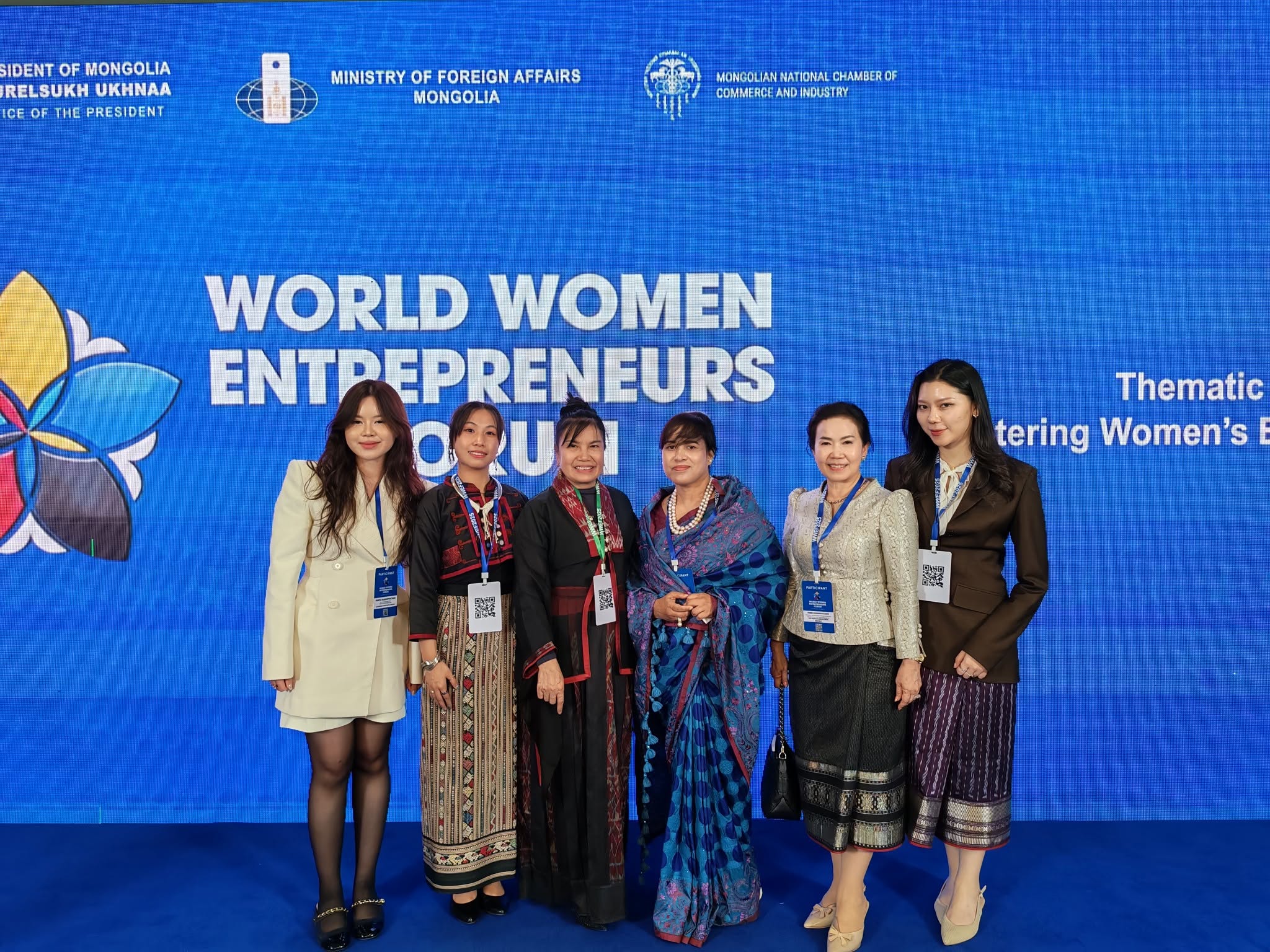 Nasrina Bari, CEO, Be Global with a Rising Entrepreneur of Laos